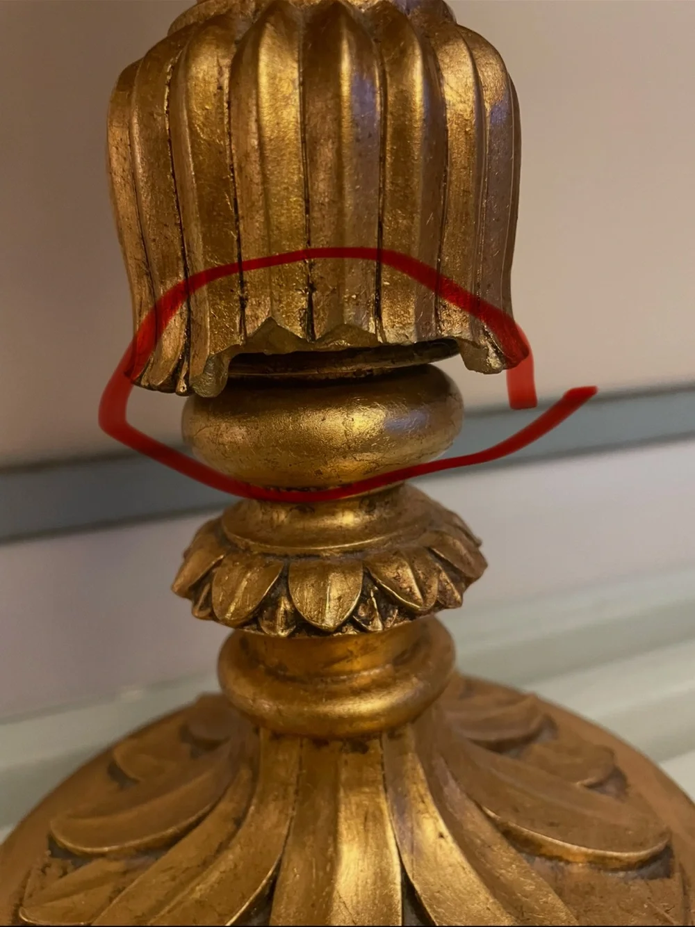 Classic Tassel Table Lamp in Gold
